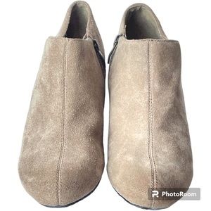 Vince Camuto Women's Botties Suede Size 9.5